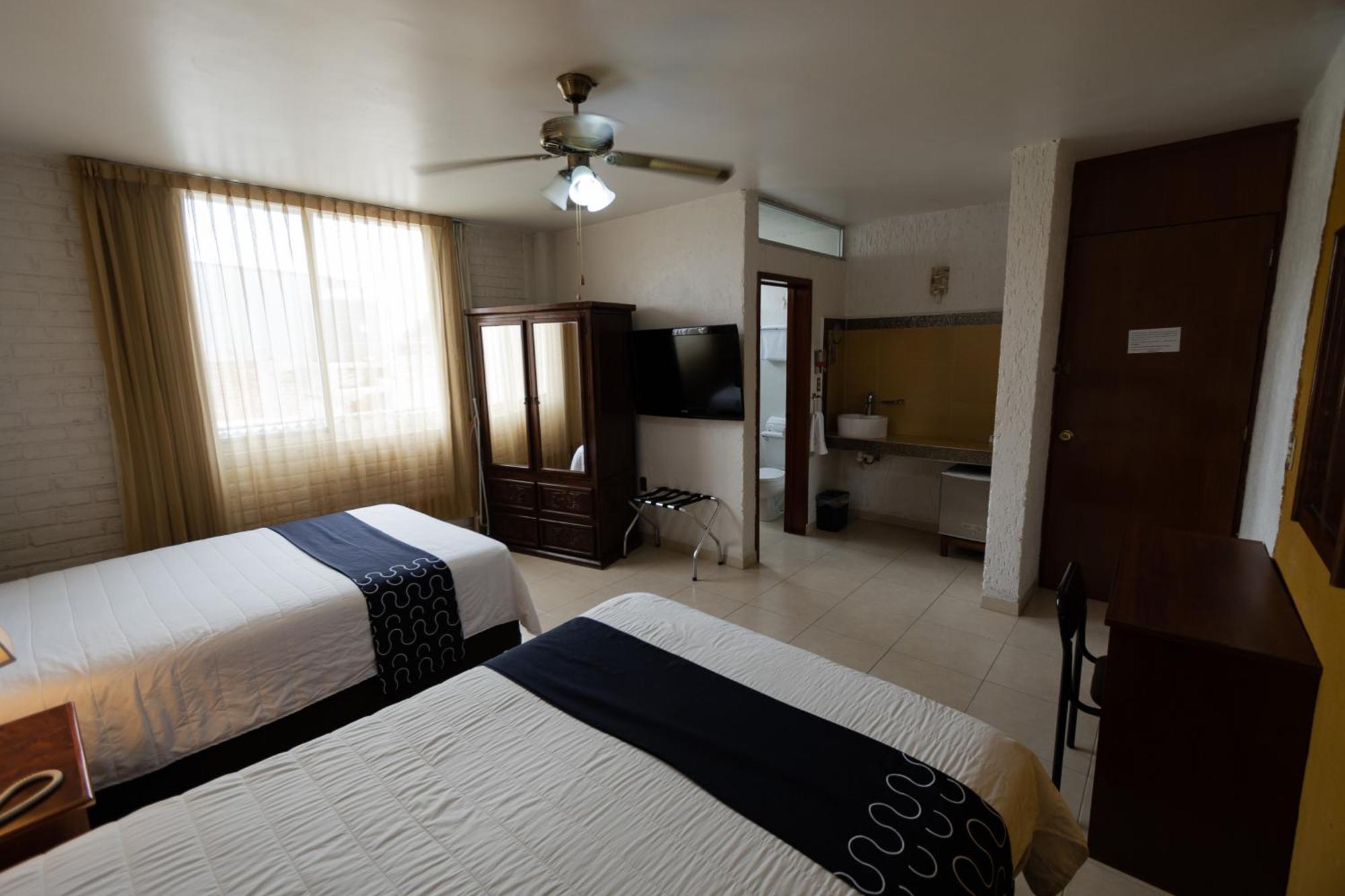 סלאיה Hotel Hc מראה חיצוני תמונה