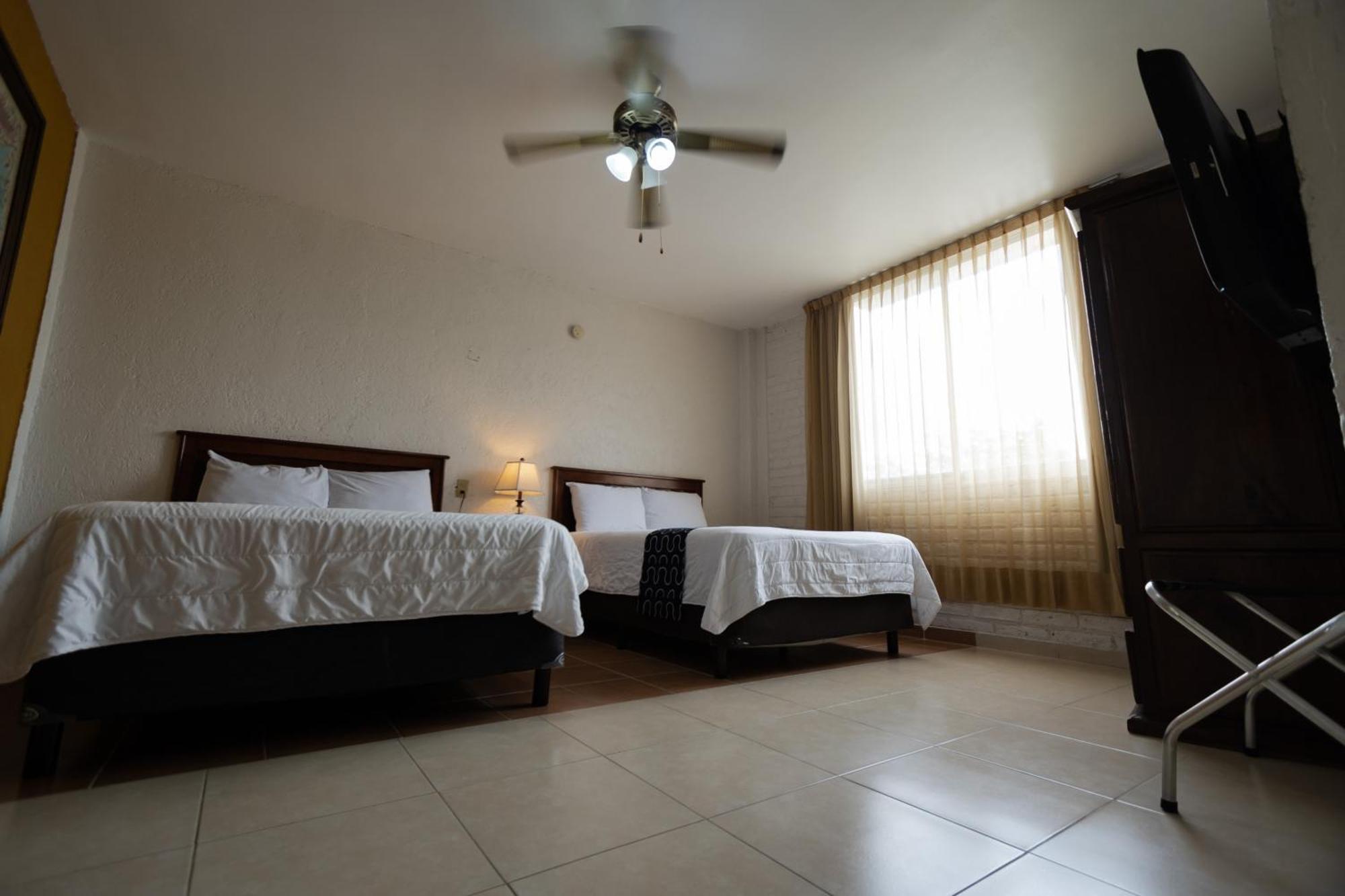 סלאיה Hotel Hc מראה חיצוני תמונה