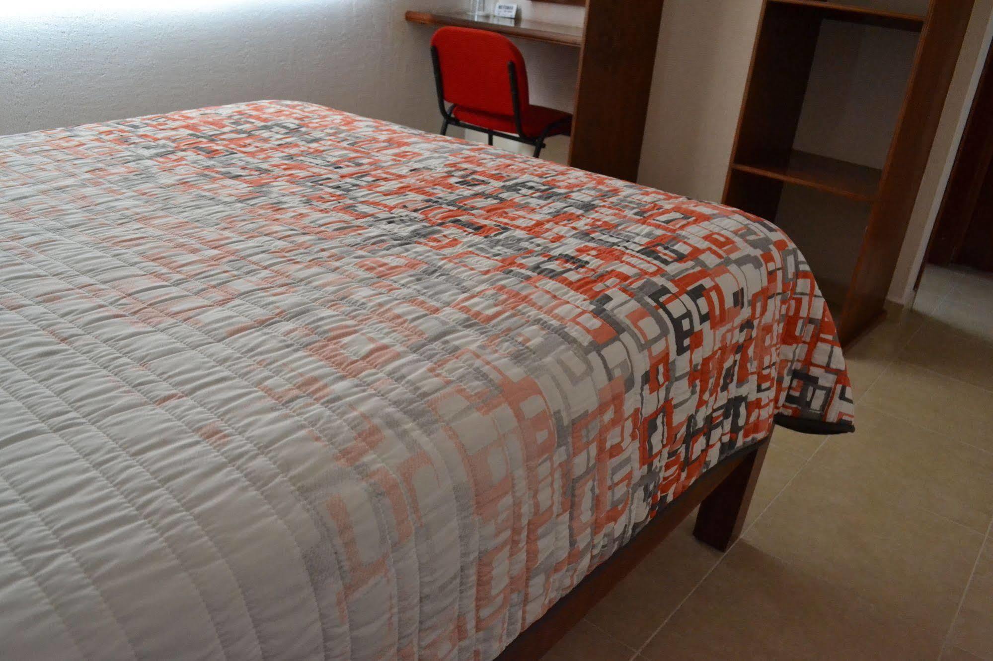סלאיה Hotel Hc מראה חיצוני תמונה